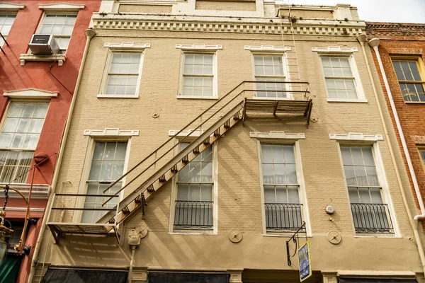 Architecture of the French Quarter in New Orleans — Stock Photo, Image