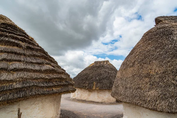 Stonehenge Traditional Mud Hut Replica England — Stock Photo, Image