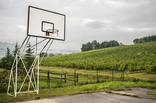 Quadra de basquetebol — Fotografia de Stock