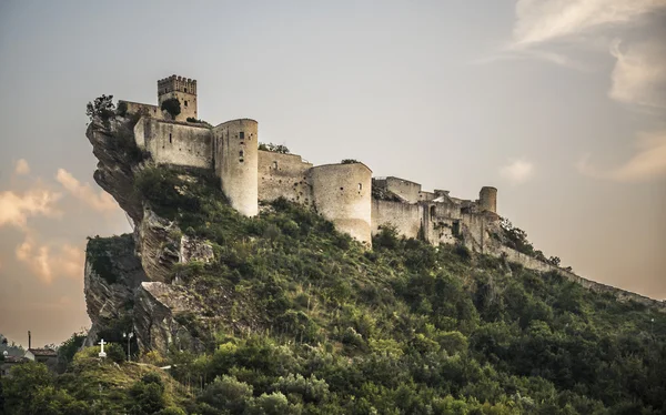 Festung auf dem Felsen — Stockfoto