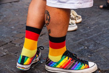 Napoli, İtalya - 5 Temmuz 2025: Napoli, İtalya 'da Eşcinsel Gururu 2025 etkinliği