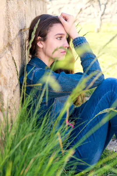 Mujer joven en desesperación — Foto de Stock