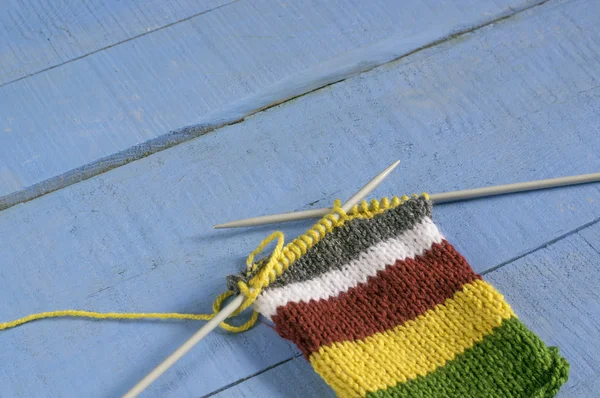 Knitting on the spokes — Stock Photo, Image