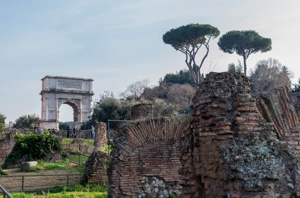 Ruines sur la colline palatine — Photo