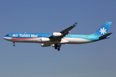 Hava Tahiti Nui Airbus A340-300 uçağı Los Angeles Havaalanı
