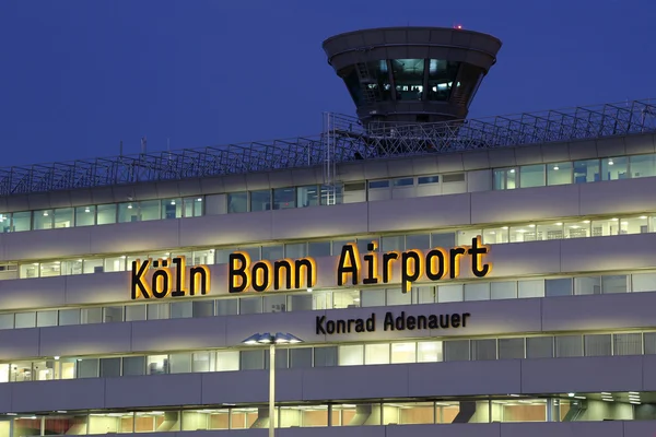 Terminal 1 Keulen Bonn Airport Koeln met toren — Stockfoto