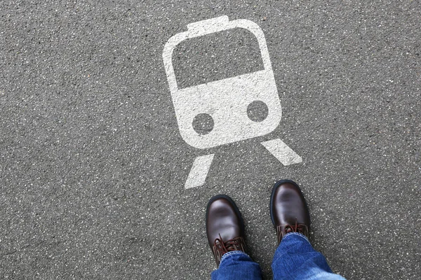 Hombre personas tren metro movilidad ferroviaria viajar — Foto de Stock