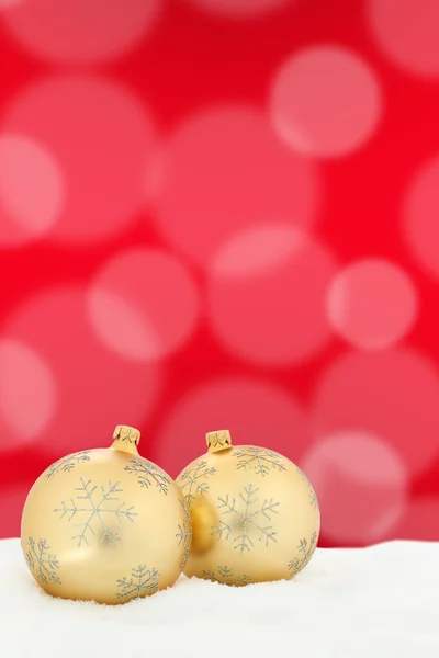 Χριστουγεννιάτικη κάρτα χρυσές μπάλες φόντο διακόσμηση — Φωτογραφία Αρχείου