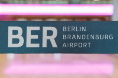 Berlin, Almanya - 28 Ekim 2020 New Berlin Brandenburg BER Willy Brandt Havaalanı 1, Almanya.