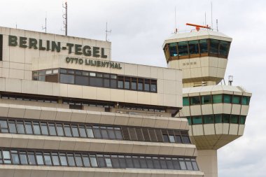 Berlin, Almanya - 27 Ekim 2020 Berlin Tegel TXL Havaalanı Terminali Almanya.