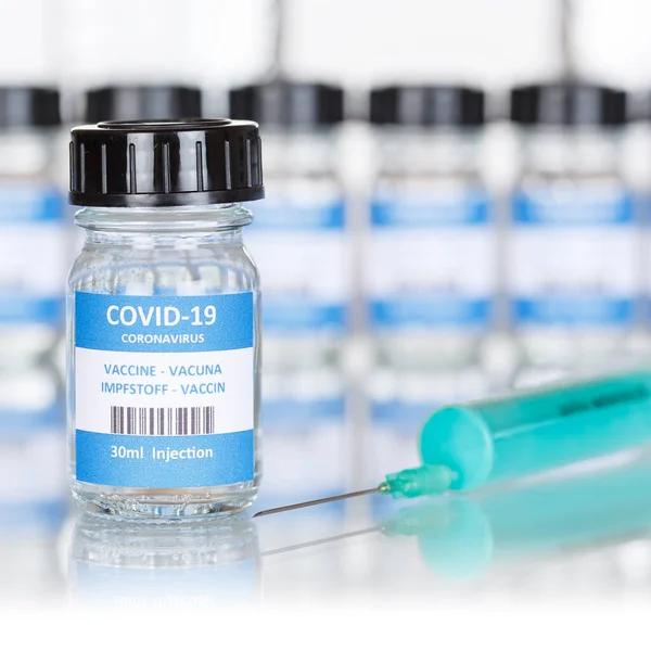 Coronavirus Vaccine Bottle Corona Virus Syringe Covid Covid Vaccines Copyspace — Stock Photo, Image