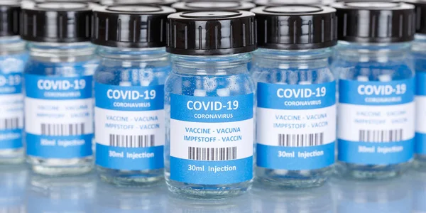 Coronavirus Vaccinflaska Corona Virus Covid Covid Vacciner Panoramaflaskor — Stockfoto