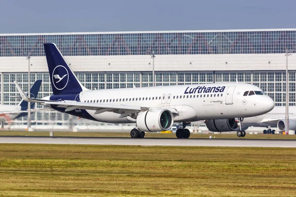 Monachium Niemcy Października 2020 Lufthansa Airbus A320Neo Samolot Lotnisku Monachium — Zdjęcie stockowe