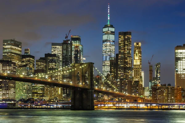 New York City Panorama Noc Manhattan Město Brooklyn Most Soumrak — Stock fotografie