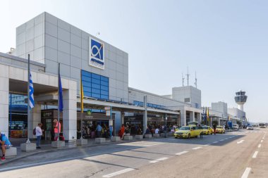 Atina, Yunanistan - Yunanistan 'daki Atina Havaalanı' nın 23 Eylül 2020 Terminal Binası.