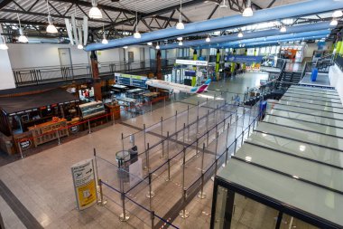 Ahden, Almanya - 8 Ağustos 2020 Paderborn Lippstadt Havaalanı Terminal Binası.