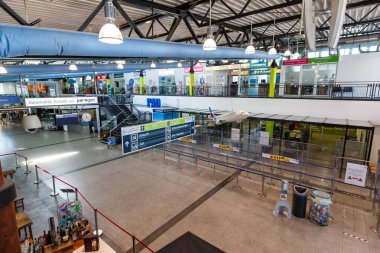 Ahden, Almanya - 8 Ağustos 2020 Paderborn Lippstadt Havaalanı Terminal Binası.