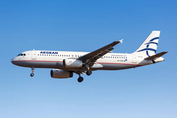 Atenas Grecia Septiembre 2020 Aegean Airlines Airbus A320 Aeroplano Atenas — Foto de Stock