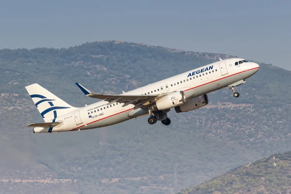 Atenas Grecia Septiembre 2020 Aegean Airlines Airbus A320 Aeroplano Atenas — Foto de Stock