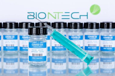 Biontech Coronavirus Aşısı Corona Virüsü COVID-19 Covid şırınga şişeleri