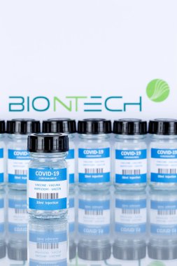 Biontech Coronavirus Aşısı Corona Virüsü COVID-19 Covid Aşıları kopya uzay şişeleri