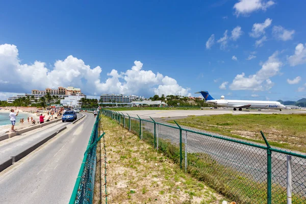 Sint Maarten Antilhas Holandesas Setembro 2016 Avião Insel Air Mcdonnell — Fotografia de Stock