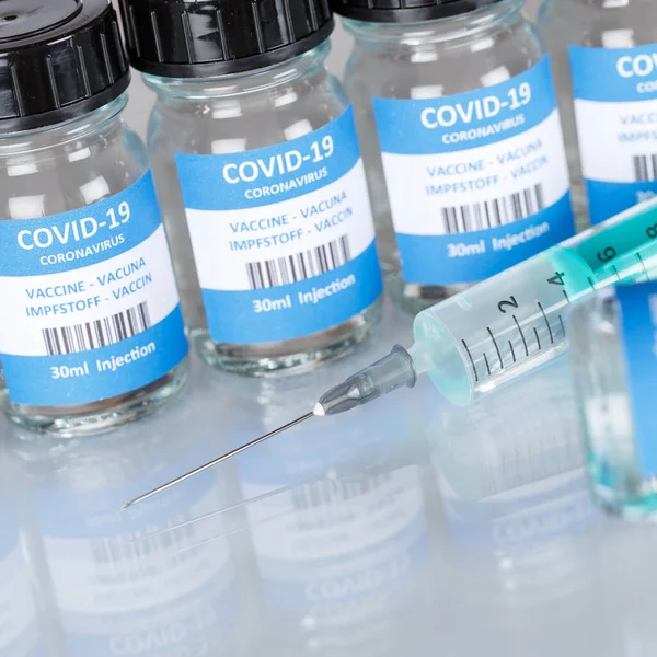 Flacon Vaccin Contre Coronavirus Seringue Virus Corona Covid Flacons Carrés — Photo