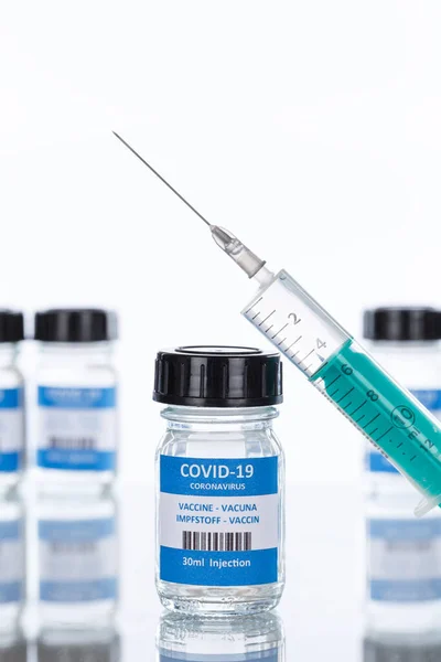 Coronavirus Aşı Şişesi Corona Virüs Şırıngası Covid Covid Aşı Format — Stok fotoğraf
