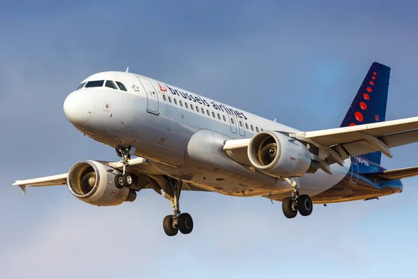 Tenerife Spain November 2019 Brussels Airlines Airbus A319 Airplane Tenerife — Stock Photo, Image