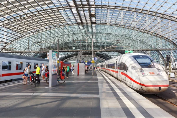 Berlin Almanya Ağustos 2020 Ice Hızlı Tren Berlin Tren Istasyonu — Stok fotoğraf