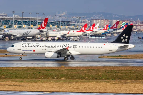 Stanbul Türkiye Şubat 2019 Türk Havayolları Airbus A321 Uçağı Ile — Stok fotoğraf