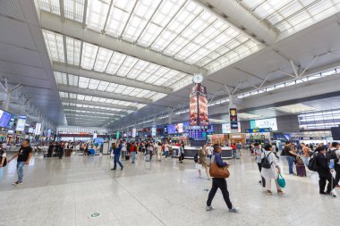 Şangay, Çin - 26 Eylül 2019 Şangay Hongqiao Tren İstasyonu.