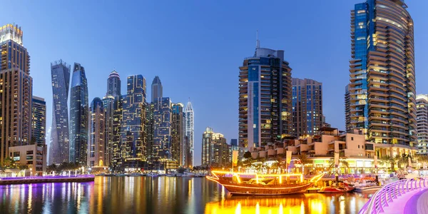 Dubaj Marina Panorama Architektura Stavby Cestování Noci Soumrak Spojených Arabských — Stock fotografie