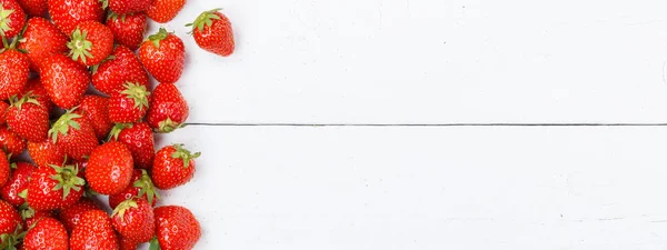 Φράουλες Φρούτα Φράουλα Φρούτα Φρούτων Copyspace Αντίγραφο Χώρο Ένα Ξύλινο — Φωτογραφία Αρχείου