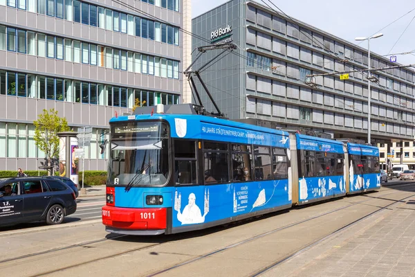 Nuremberga Alemanha Abril 2021 Eléctrico Estação Principal Transportes Públicos Hauptbahnhof — Fotografia de Stock