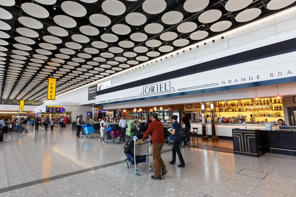 Лондон Велика Британія Липня 2018 Термінал Лондонського Аеропорту Хітроу Lhr — стокове фото