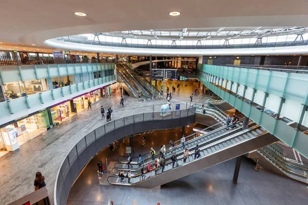 Zurique Suíça Setembro 2020 Área Comercial Aeroporto Zurique Zrh Suíça — Fotografia de Stock