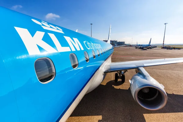 Amsterdam Mei 2021 Klm Cityhopper Embraer 175 Vliegtuig Luchthaven Amsterdam — Stockfoto