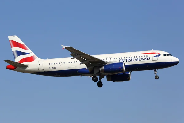 Vias aéreas britânicas airbus a320 — Fotografia de Stock