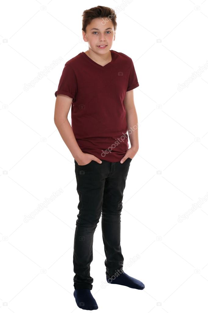 Retrato de corpo inteiro de menino adolescente Retrato de corpo inteiro de menino adolescente
