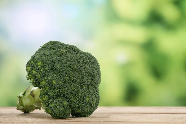 Broccoli i sommar med copyspace — Stockfoto