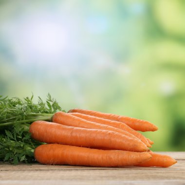 Yaz aylarında havuç sebze