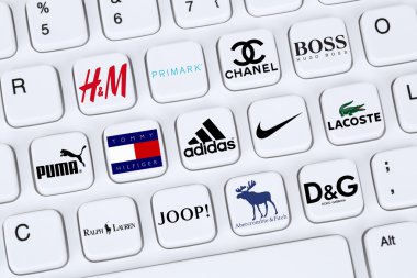 Moda giyim markalarından Adidas, Puma, Nike, PRIMARK, Abercro gibi