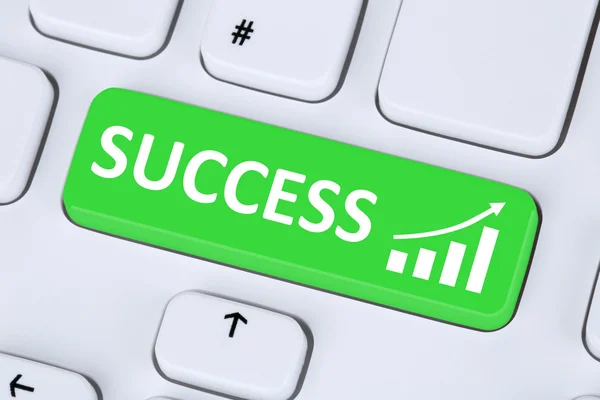 Success or successful business growth strategy on internet compu — Stock Photo, Image