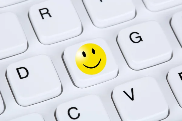 Feliz smiley símbolo avaliação feedback serviço de qualidade — Fotografia de Stock