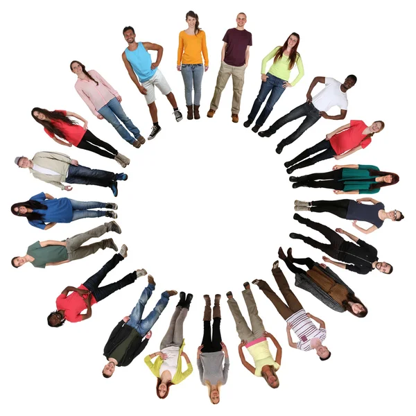 Felice gruppo multiculturale multi etnico di giovani in cerchio — Foto Stock