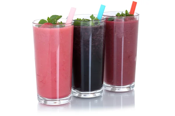 Smoothie fruit juice milkshake with fruits isolated — Stockfoto