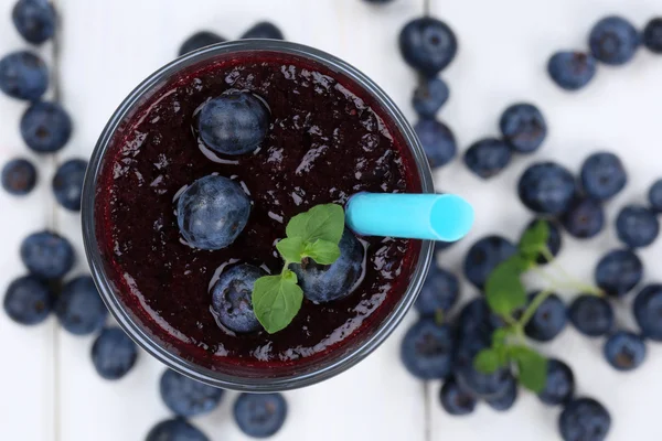 Blueberry Smoothie Fruchtsaft Milchshake mit Blaubeeren Früchten — Stockfoto