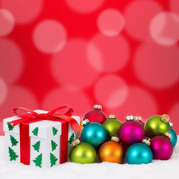 Christmas gifts gift decoration with colorful balls and copyspac — Stock Photo, Image