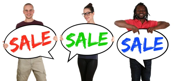 Продажа покупки счастливые молодые люди с пузырьками речи — стоковое фото